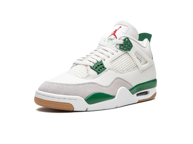 Nike Air Jordan 4 Retro SB 