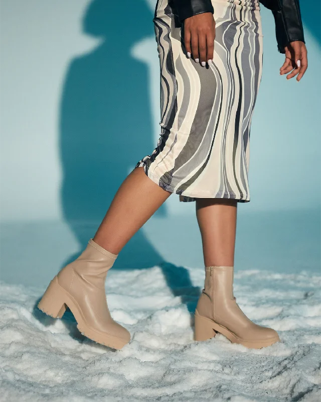 Gia Chunky Boot Latte