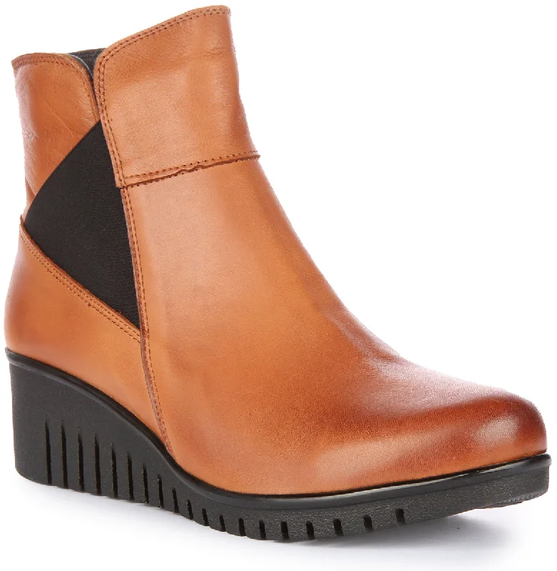 Rosalia Ankle Boots In Brown