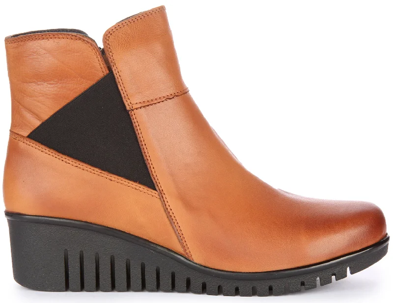 Rosalia Ankle Boots In Brown