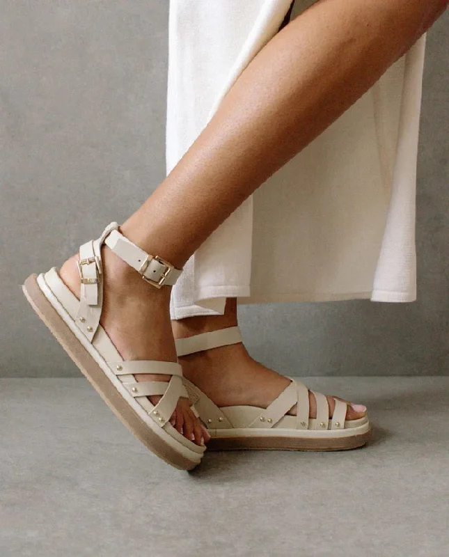 BUCKLE UP SANDAL