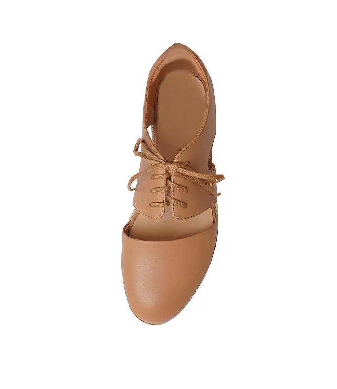 Derby Cutout Soft Tan Leather Lace Up Flats