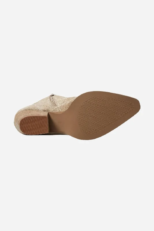 Seychelles Eagle Rock in Beige Suede