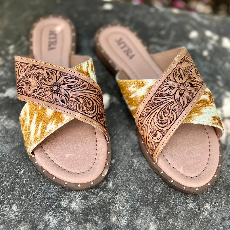 Mukluk Western Hand Tooled Sandals*