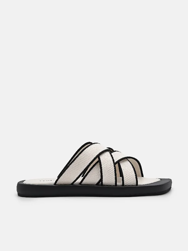 Izzie Flat Sandals