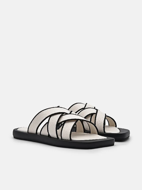 Izzie Flat Sandals