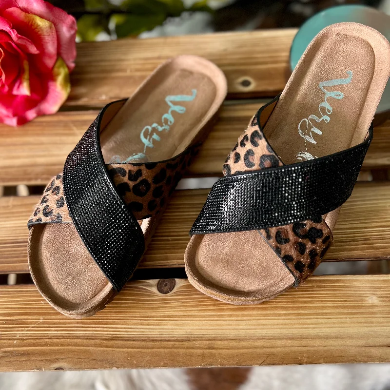 Sparklin' Leopard Slide Sandals*