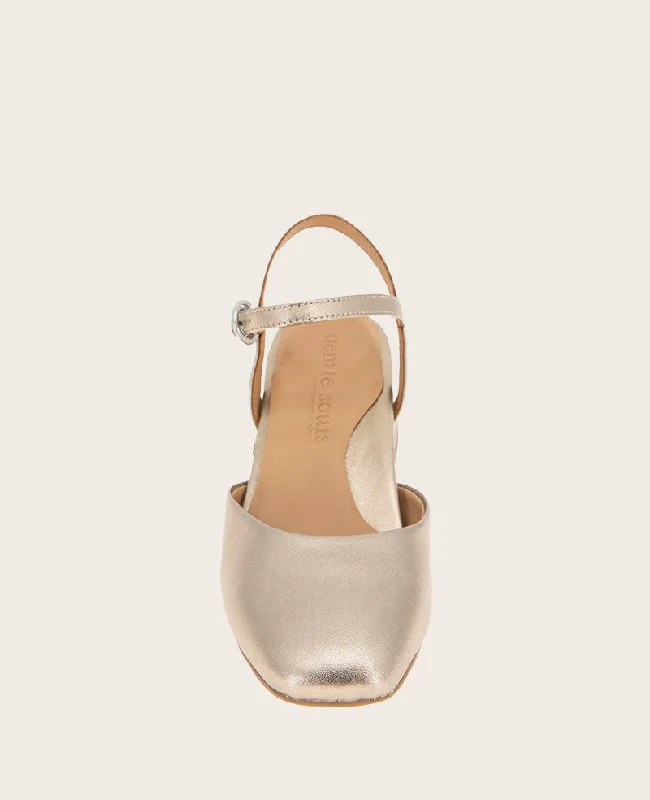 GENTLE SOULS - Lucinda Leather Closed Toe Strap Sandal