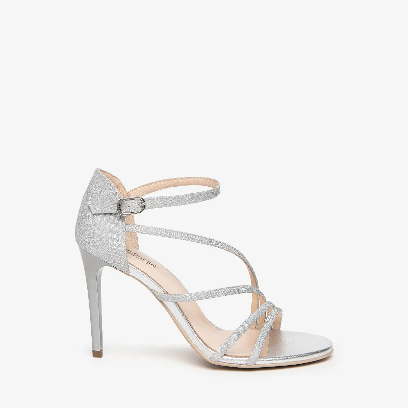 NeroGiardini Strappy Leather Sandals in Silver