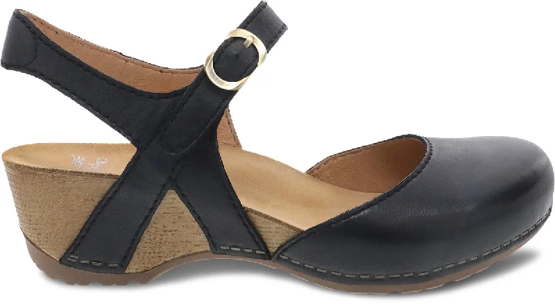 Tiffani Black Closed Toe Wedge