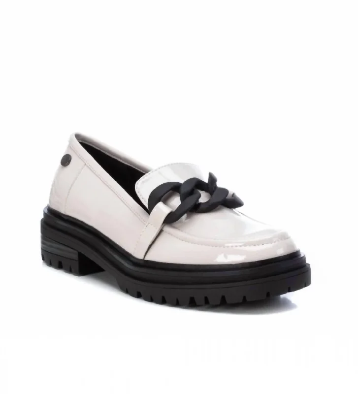 Women's Moccasins In Open White