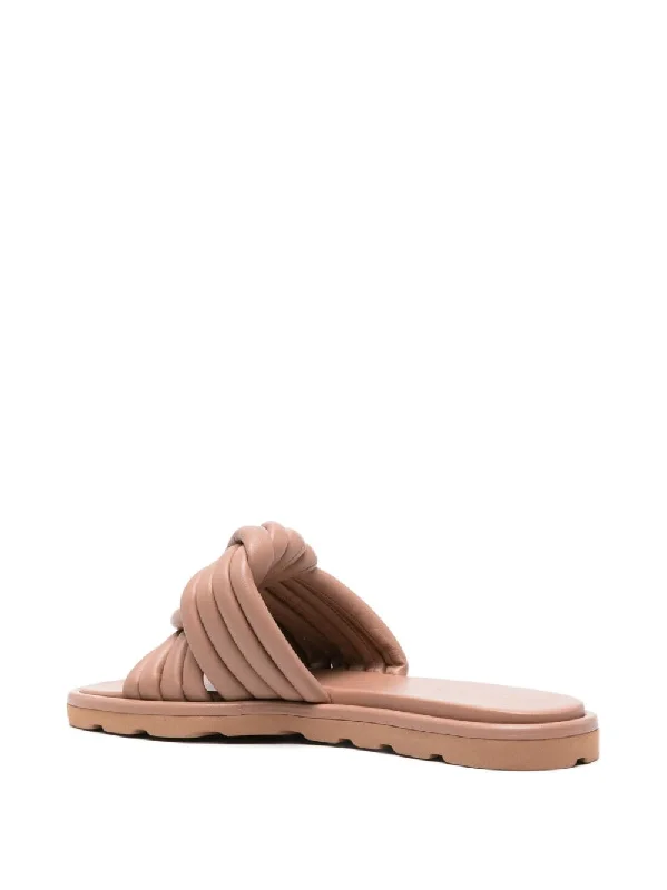 GIANVITO ROSSI Leather Flat Sandals in Blush Beige for Women