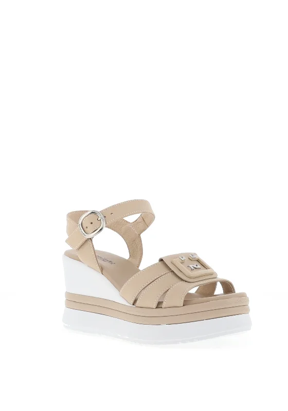 Nero Giardini Leather Logo Wedged Sandals, Nude