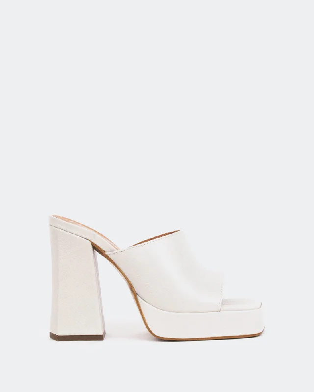 Vendome, Off White Leather/Cuir Blanc Cassé