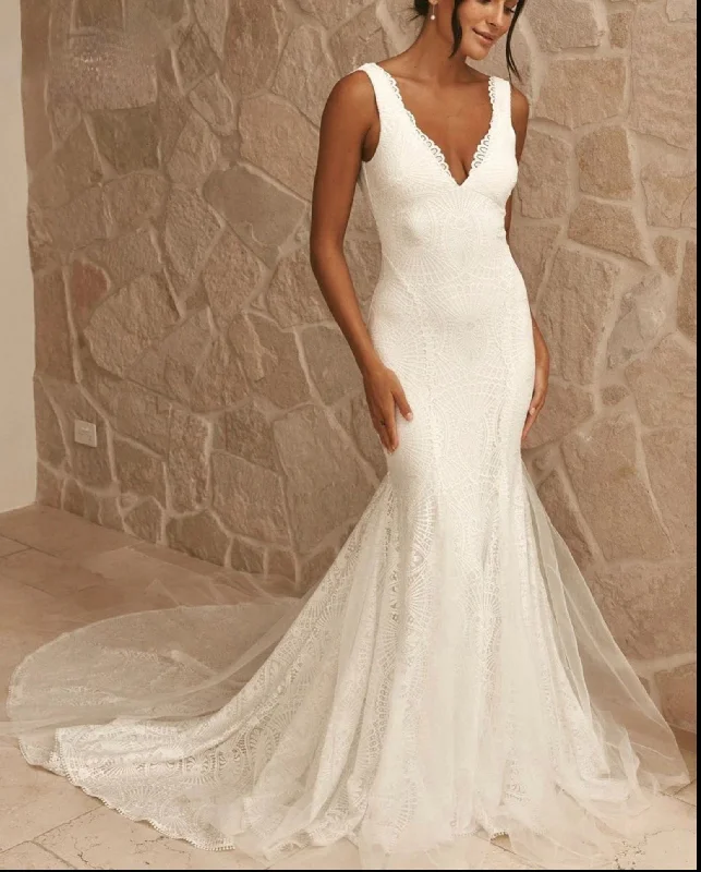 Backless Boho Wedding Dress Mermaid Lace V Neck Rustic Garden Bridal Gown Off-shoulder Wedding Gown