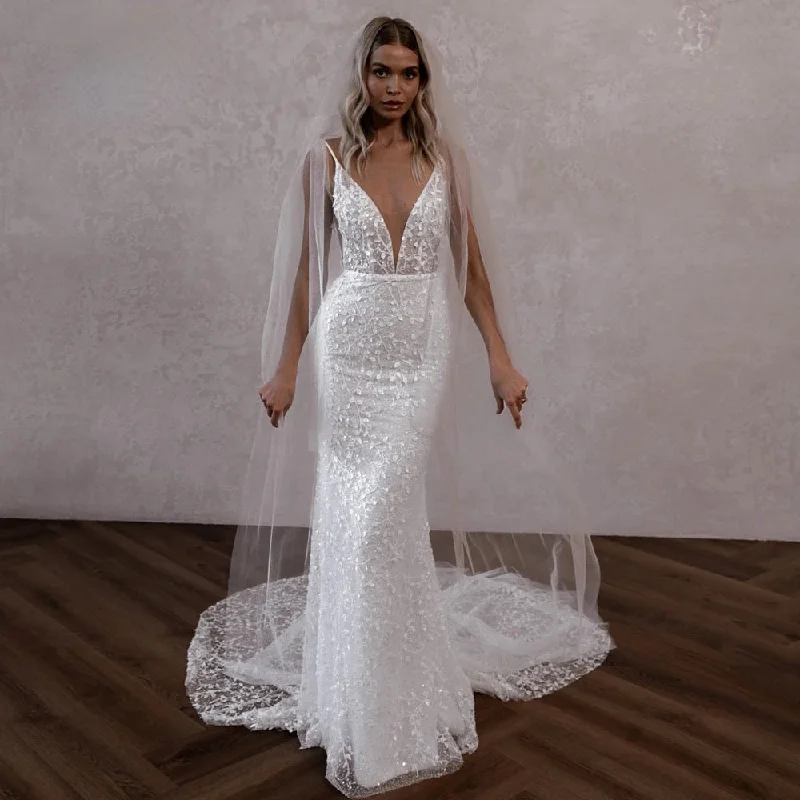 Backless V Neck Lace Mermaid Wedding Dress Luxury Beaded Court Train Gown Ruffled Wedding Dress