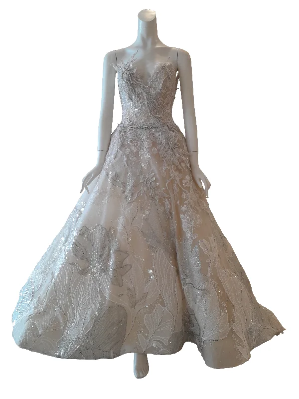 Rent : Rusly Tjohnardi - Off White Flowery Ball Gown Elegant A-line Gown