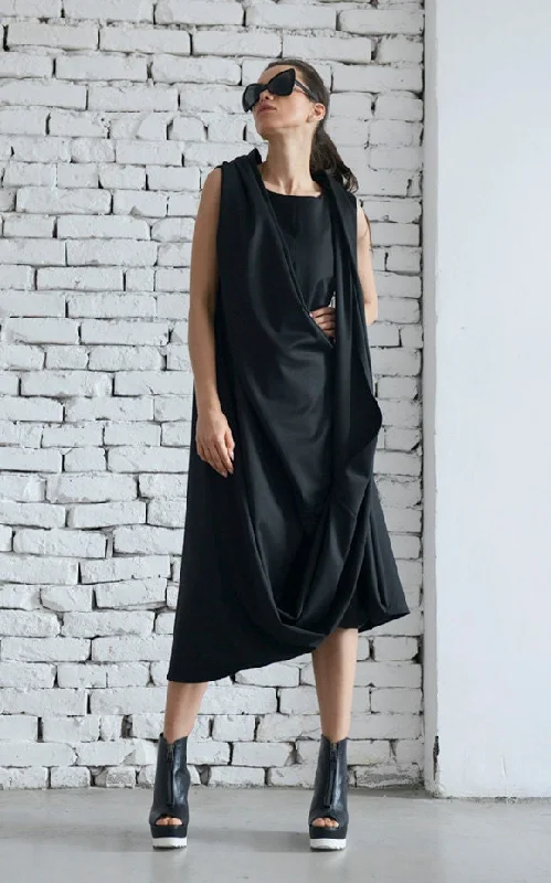 Black Maxi Dress PrettyLittleThing maxi dresses