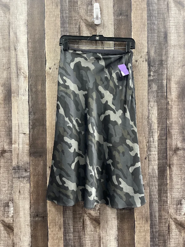 Camouflage Print Skirt Midi Express, Size Xs Pleated Midi Skirt